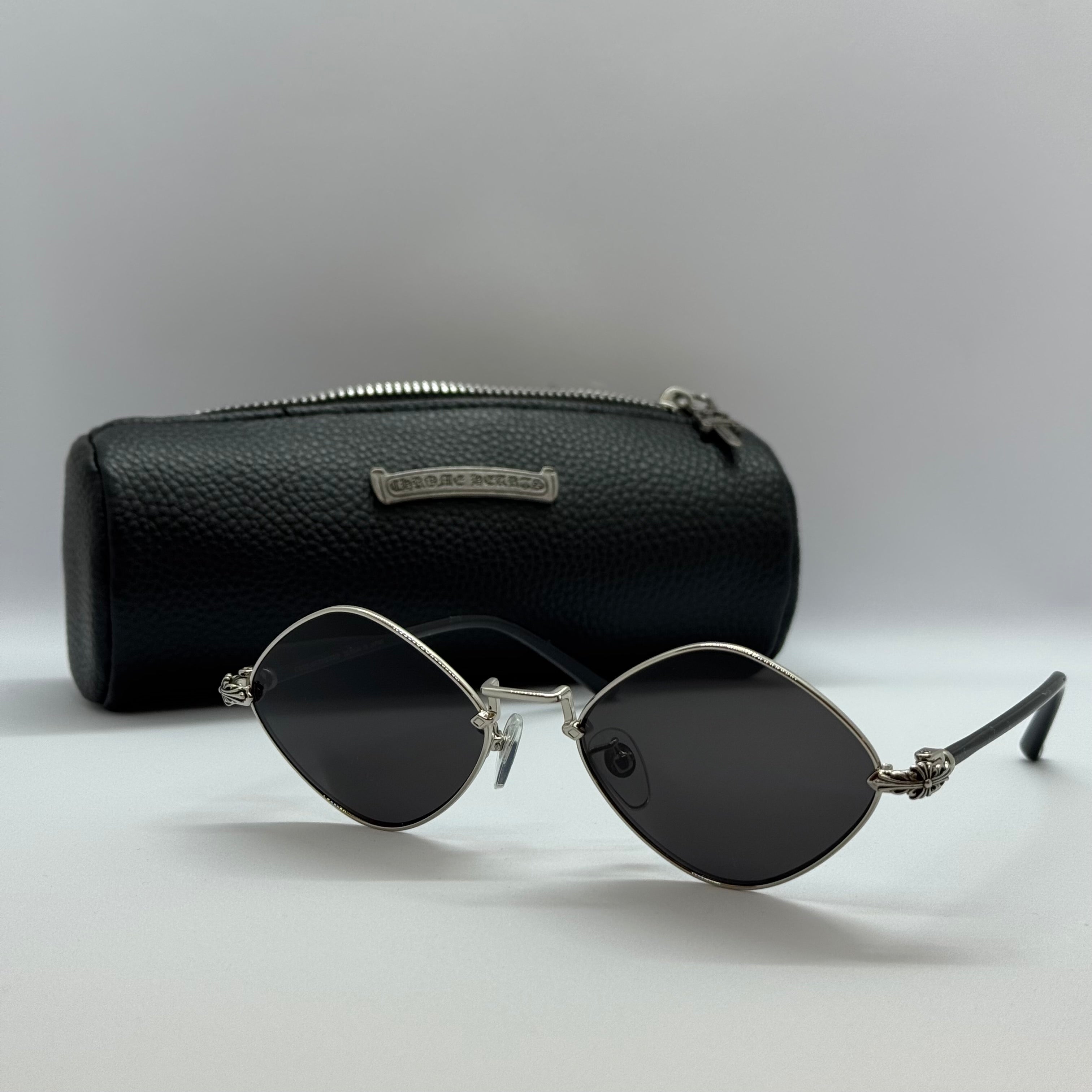 модел Tiger's Black