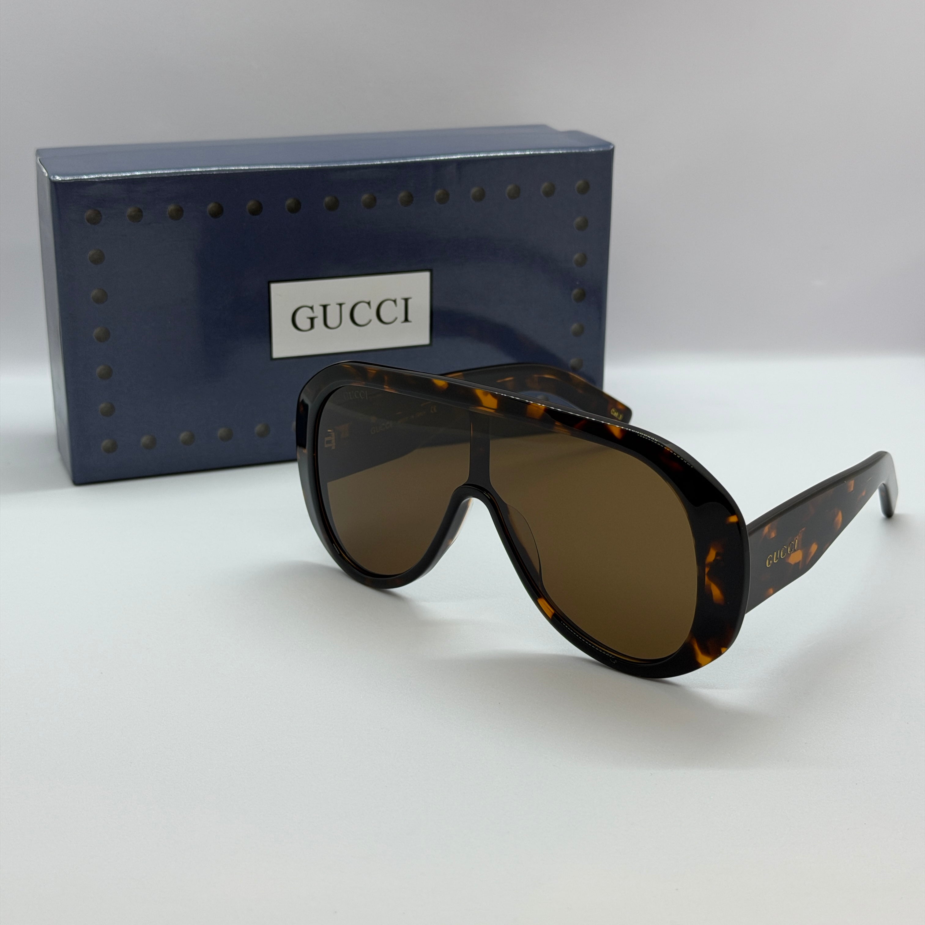 модел Glare Brown