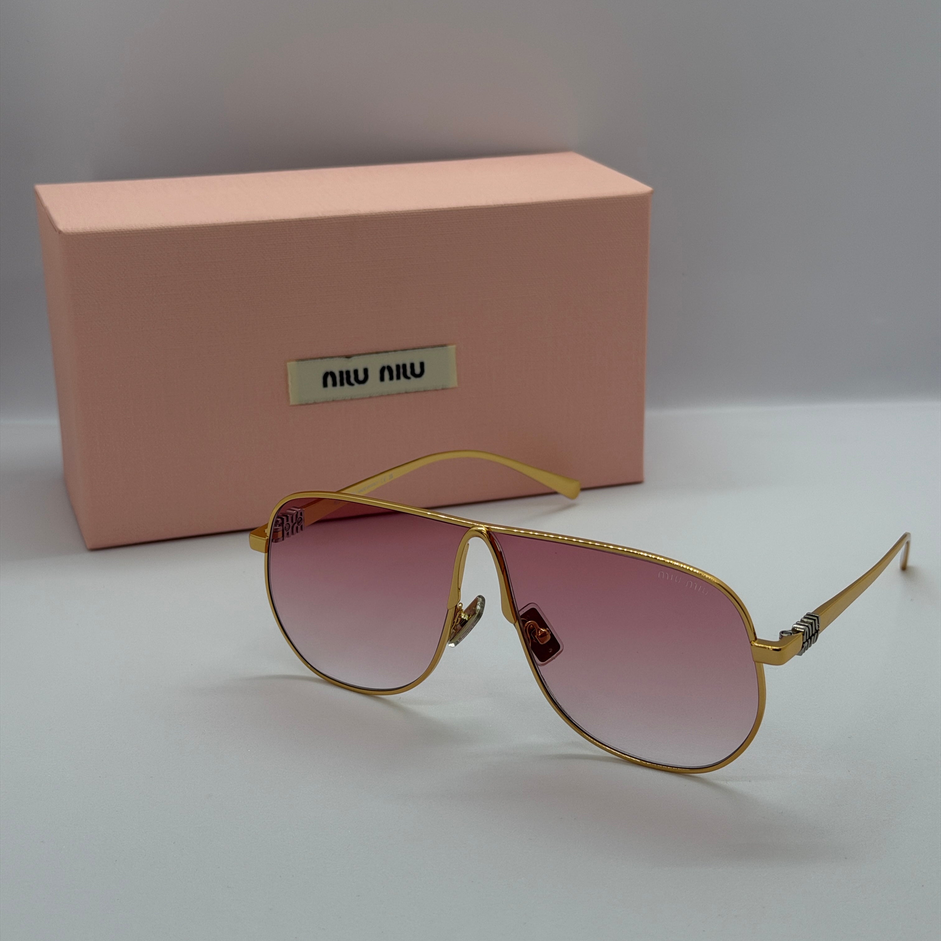 модел Ravel Pink