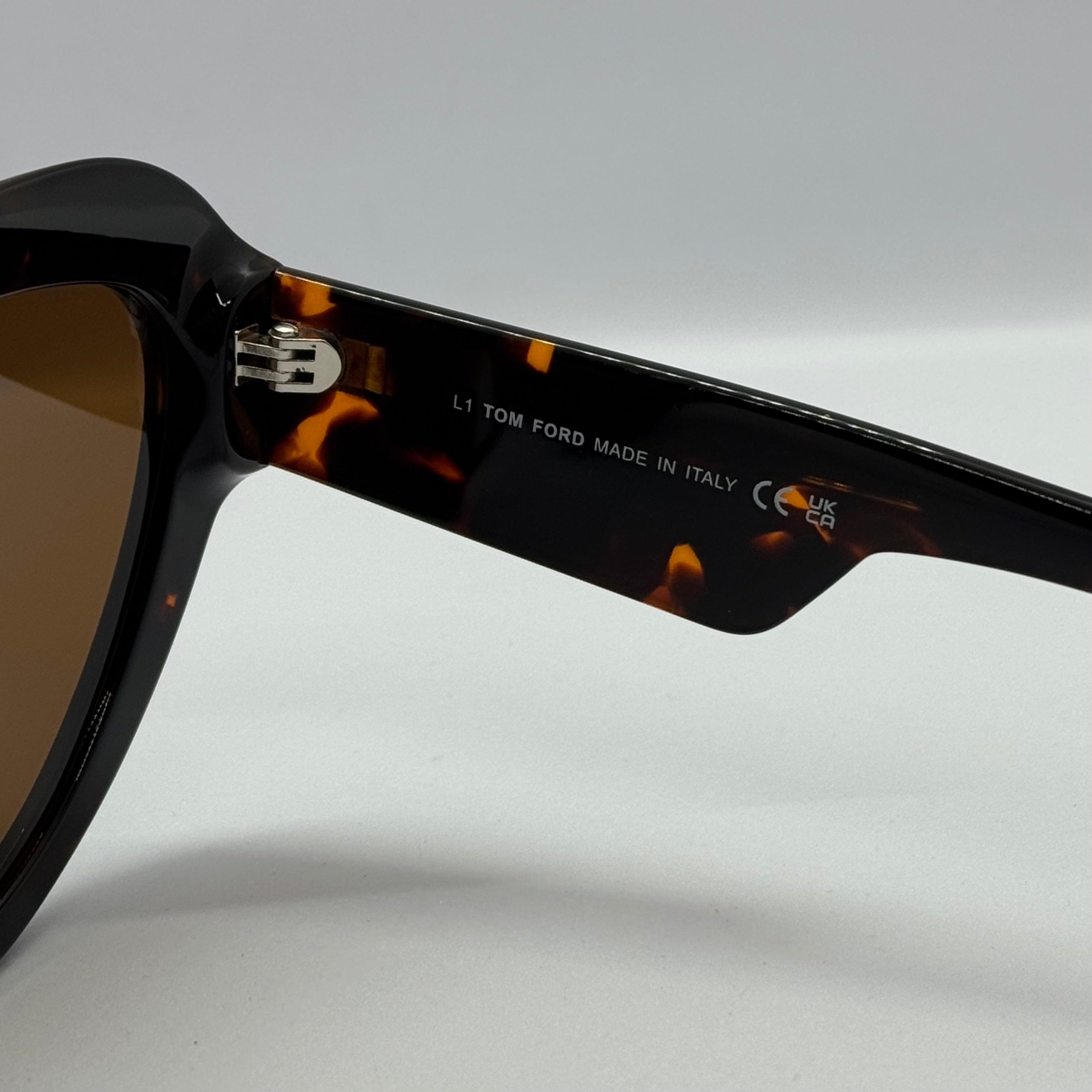 модел Helios Brown