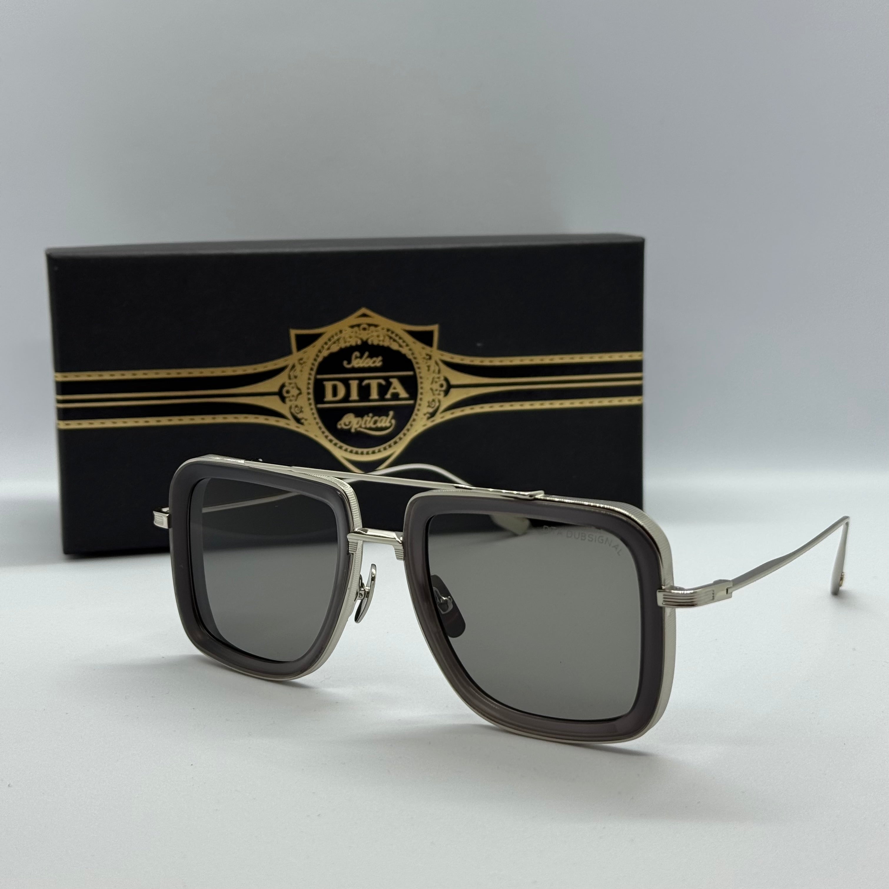 модел Gladiator Light