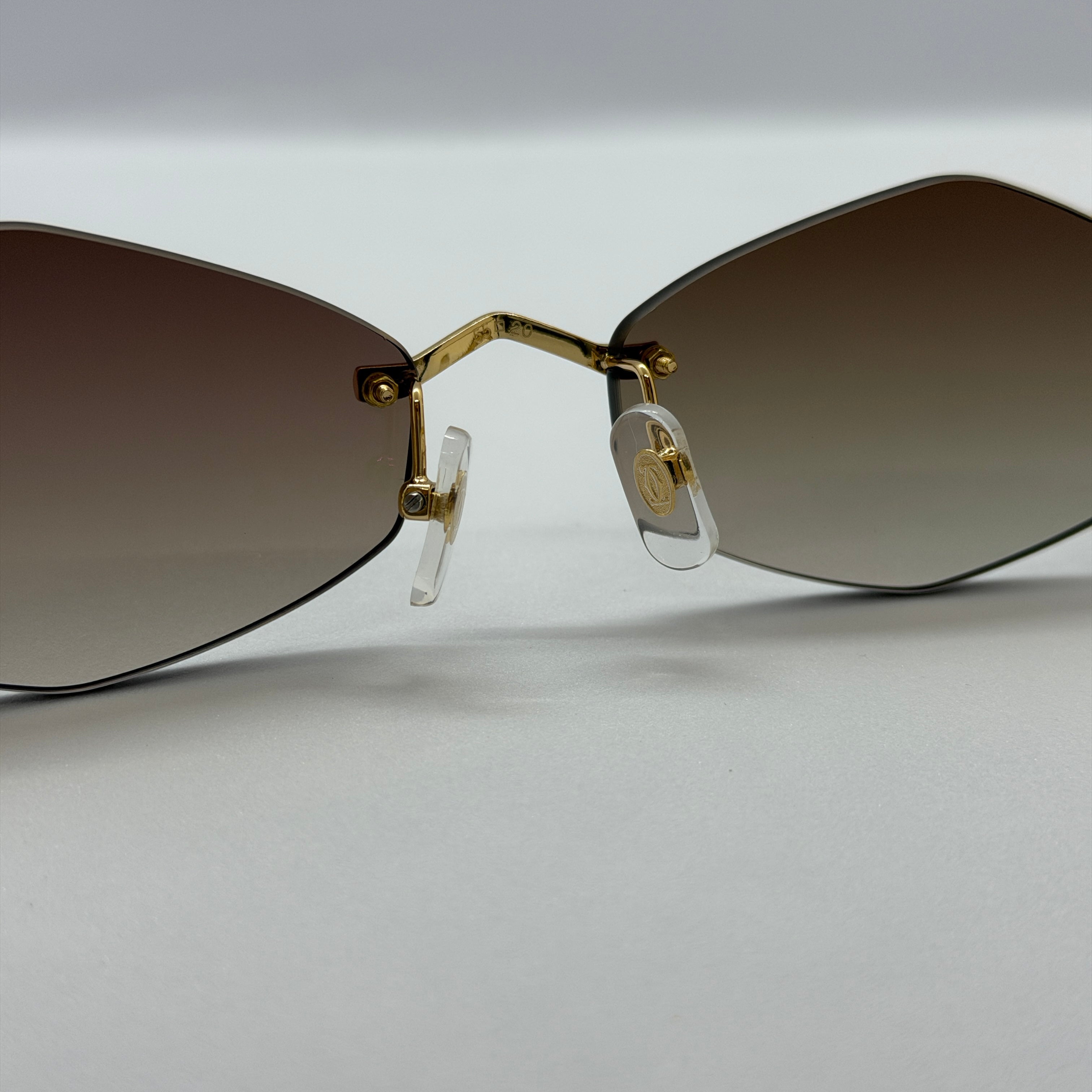 модел Panthere Gold