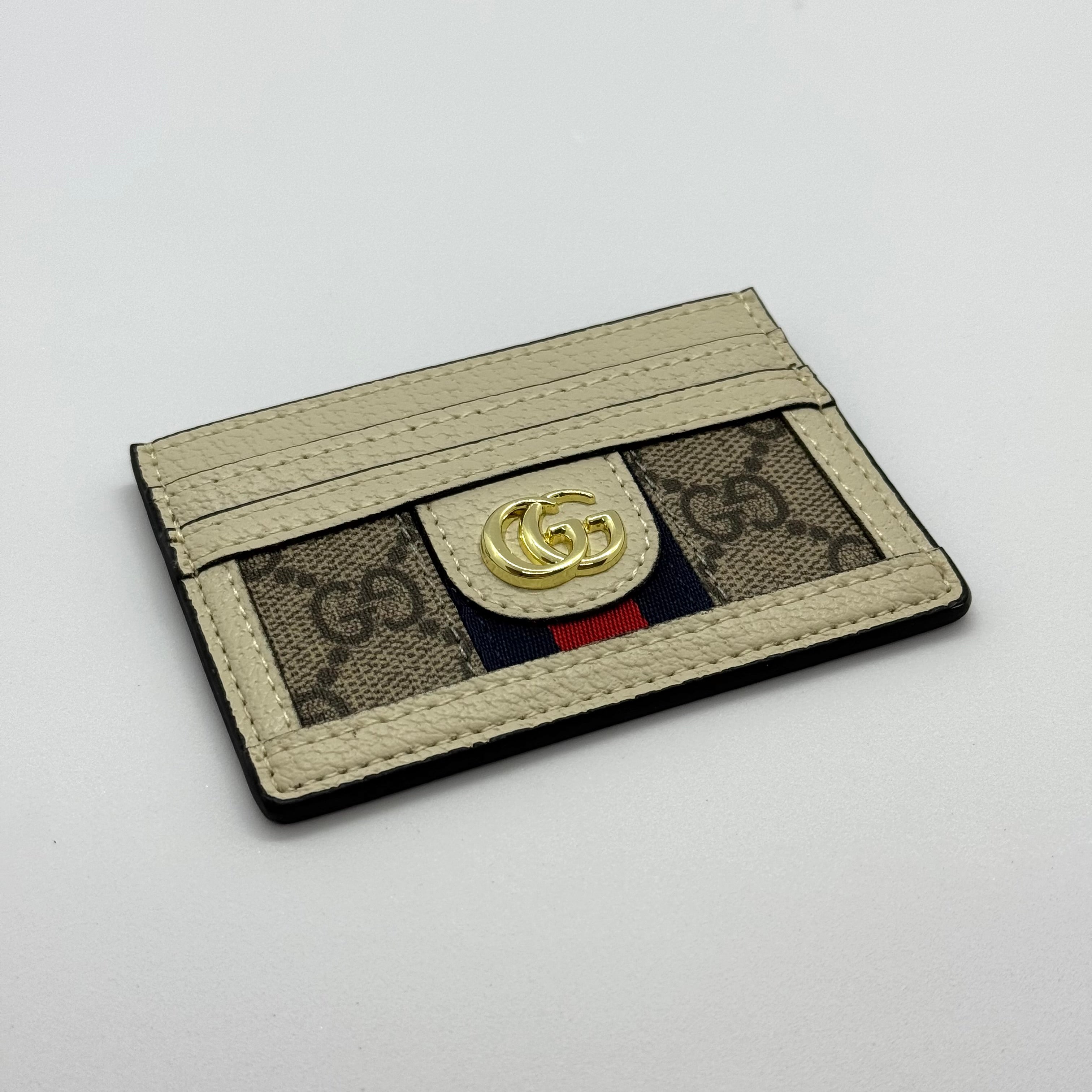 Картодържател