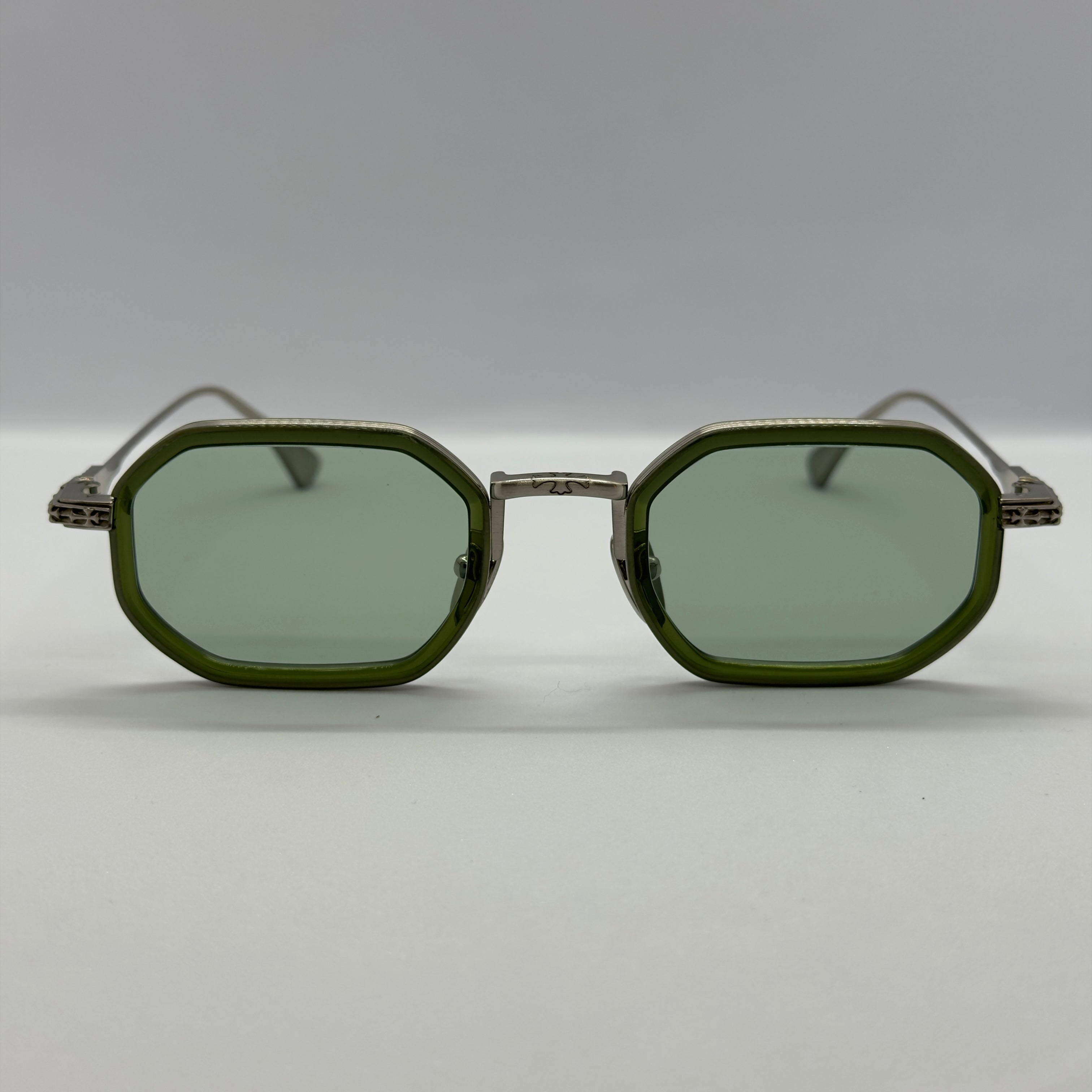 модел Roma Green
