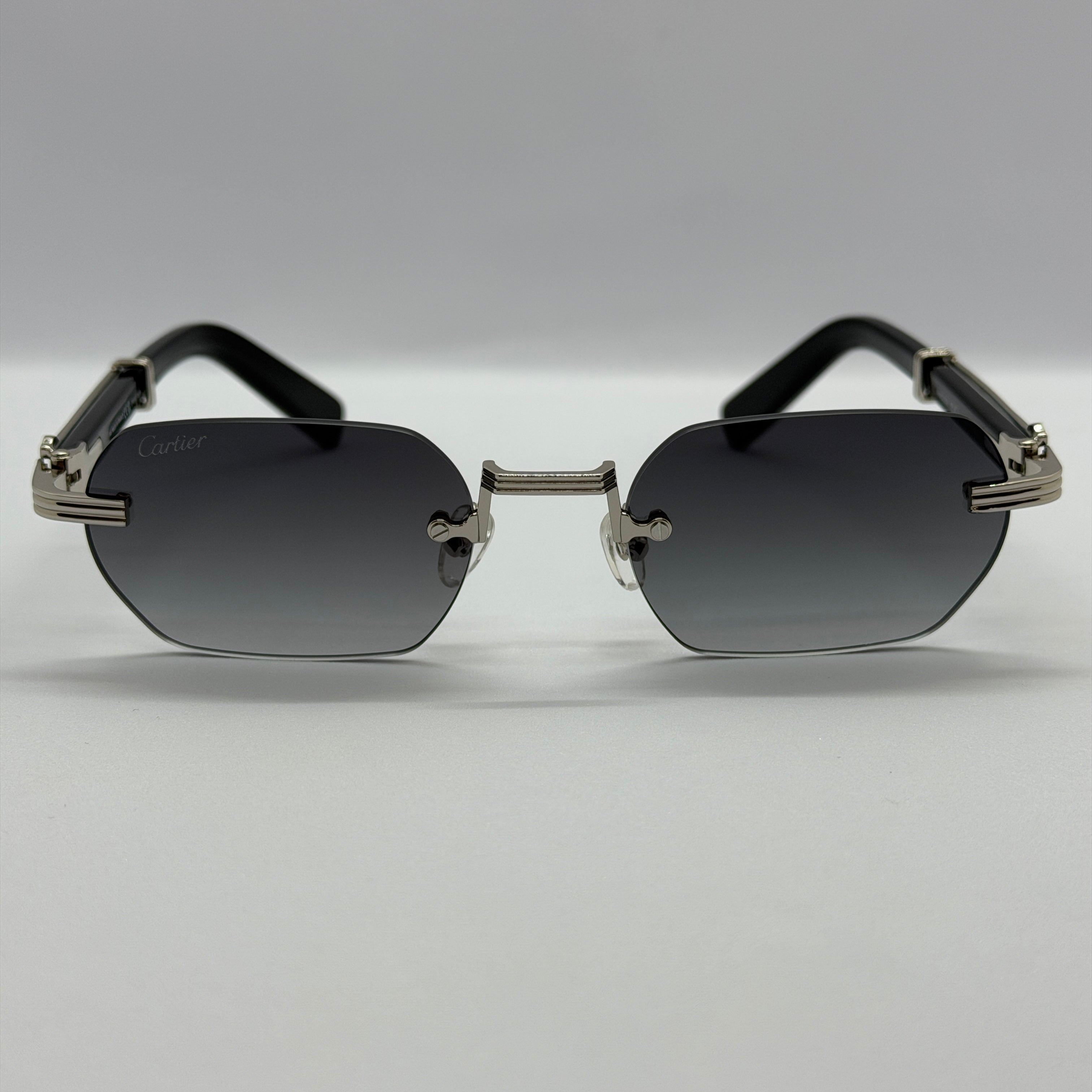 модел A Solara Blue