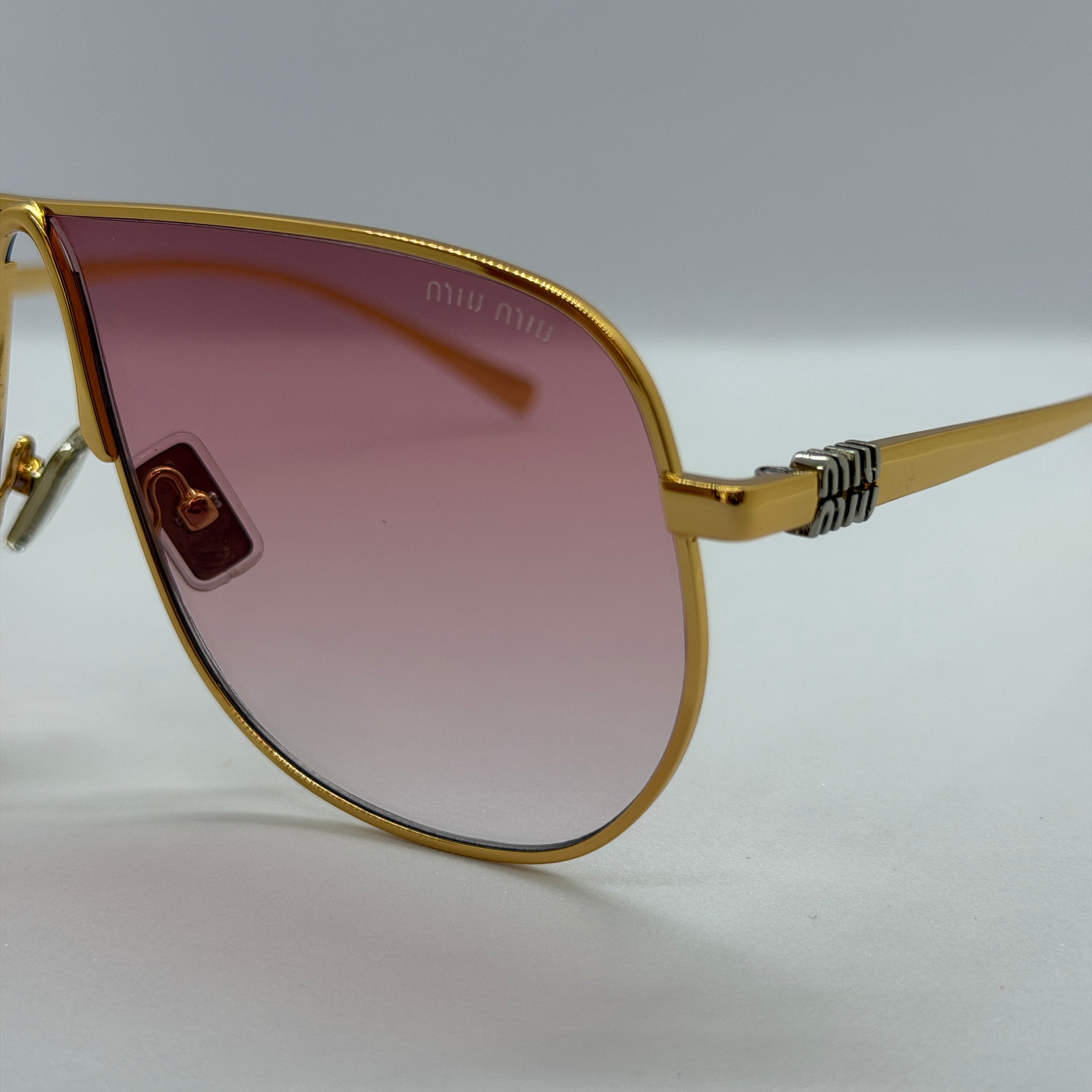 модел Ravel Pink