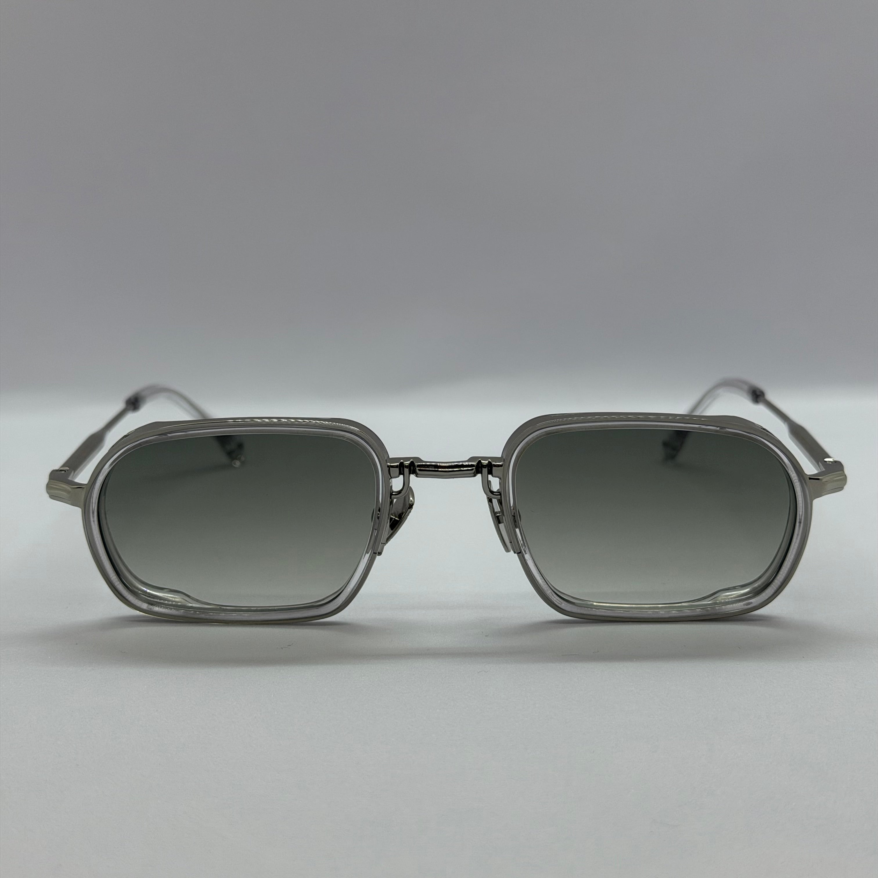 модел Anima Silver