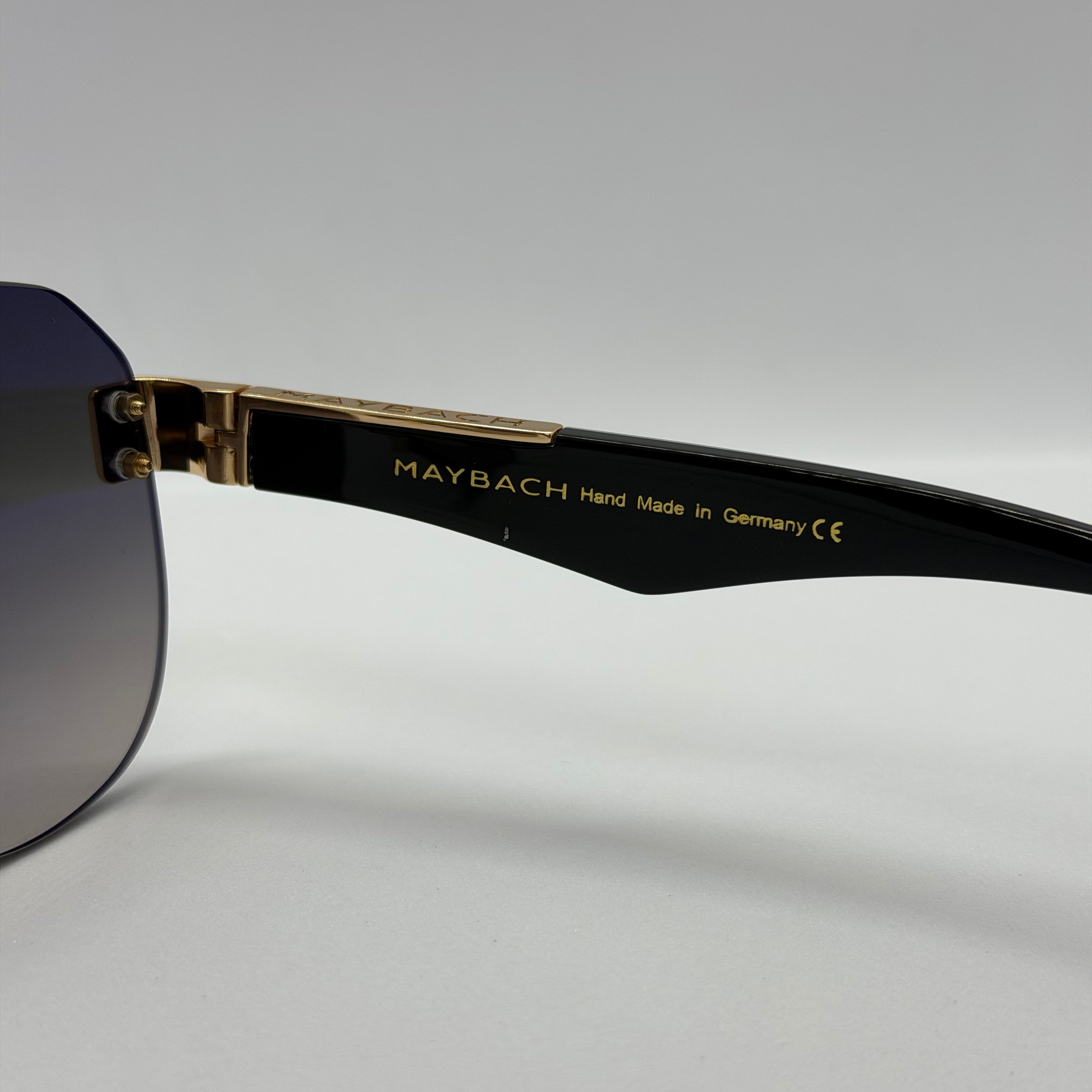 модел MayFair Gold
