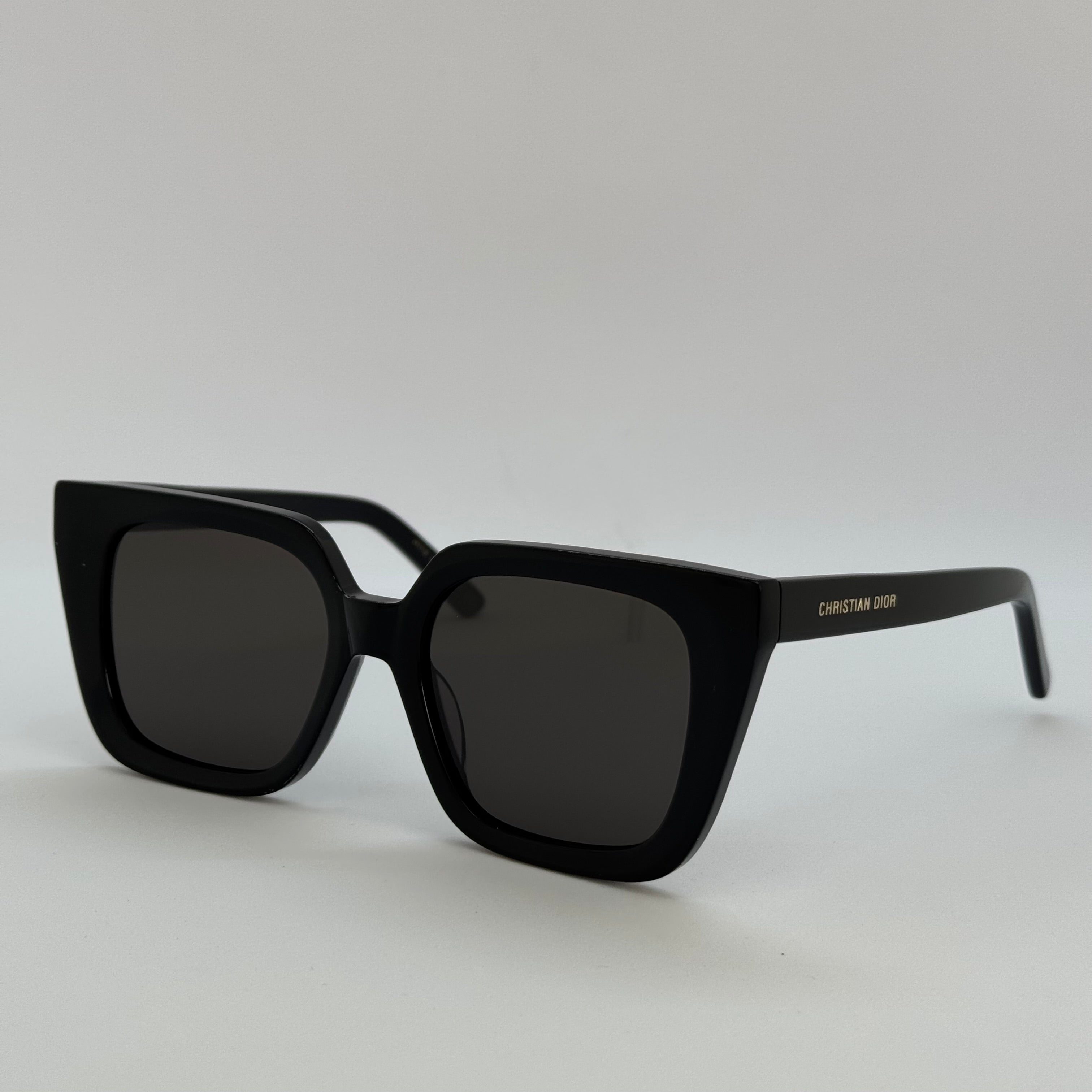 модел Blacky