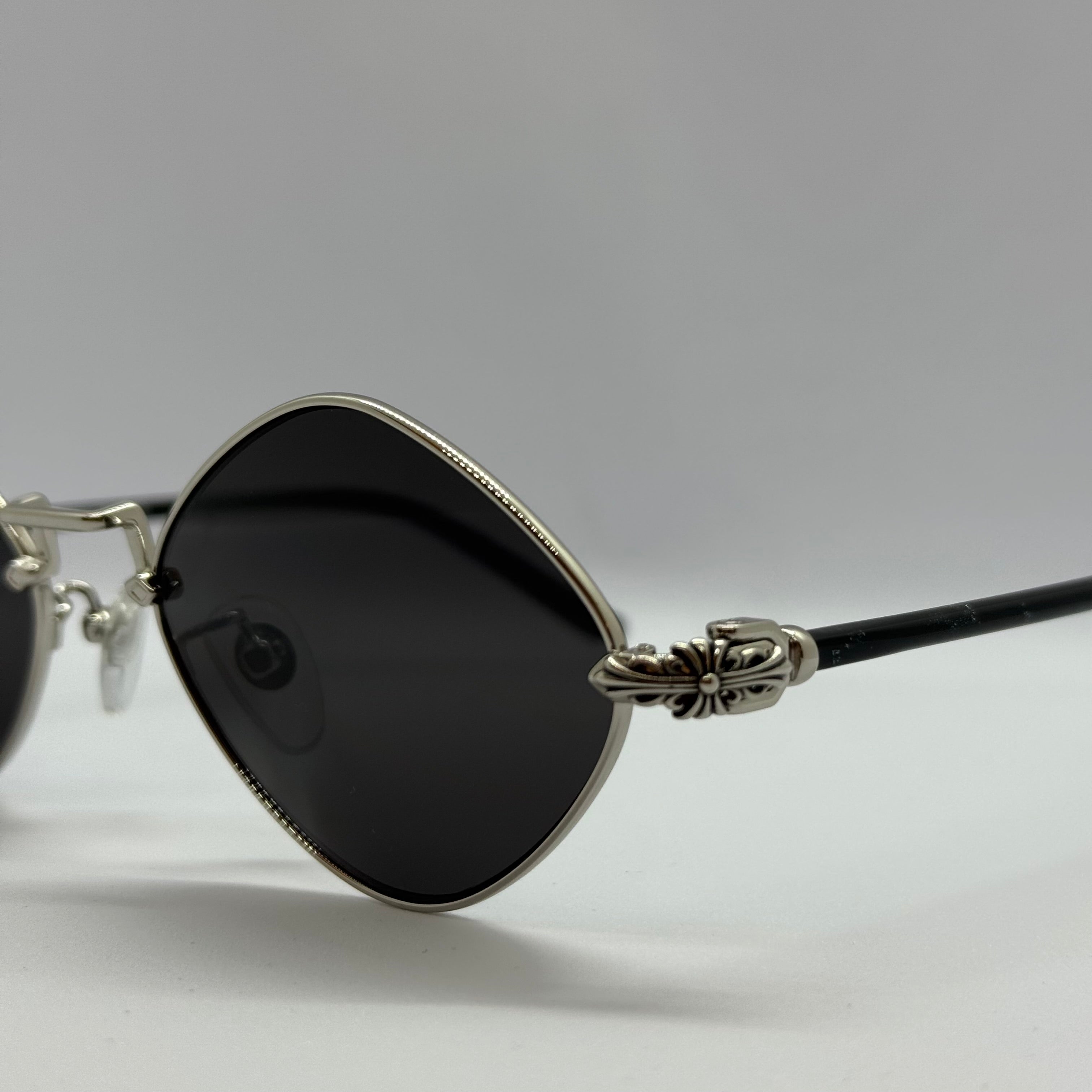 модел Tiger's Black