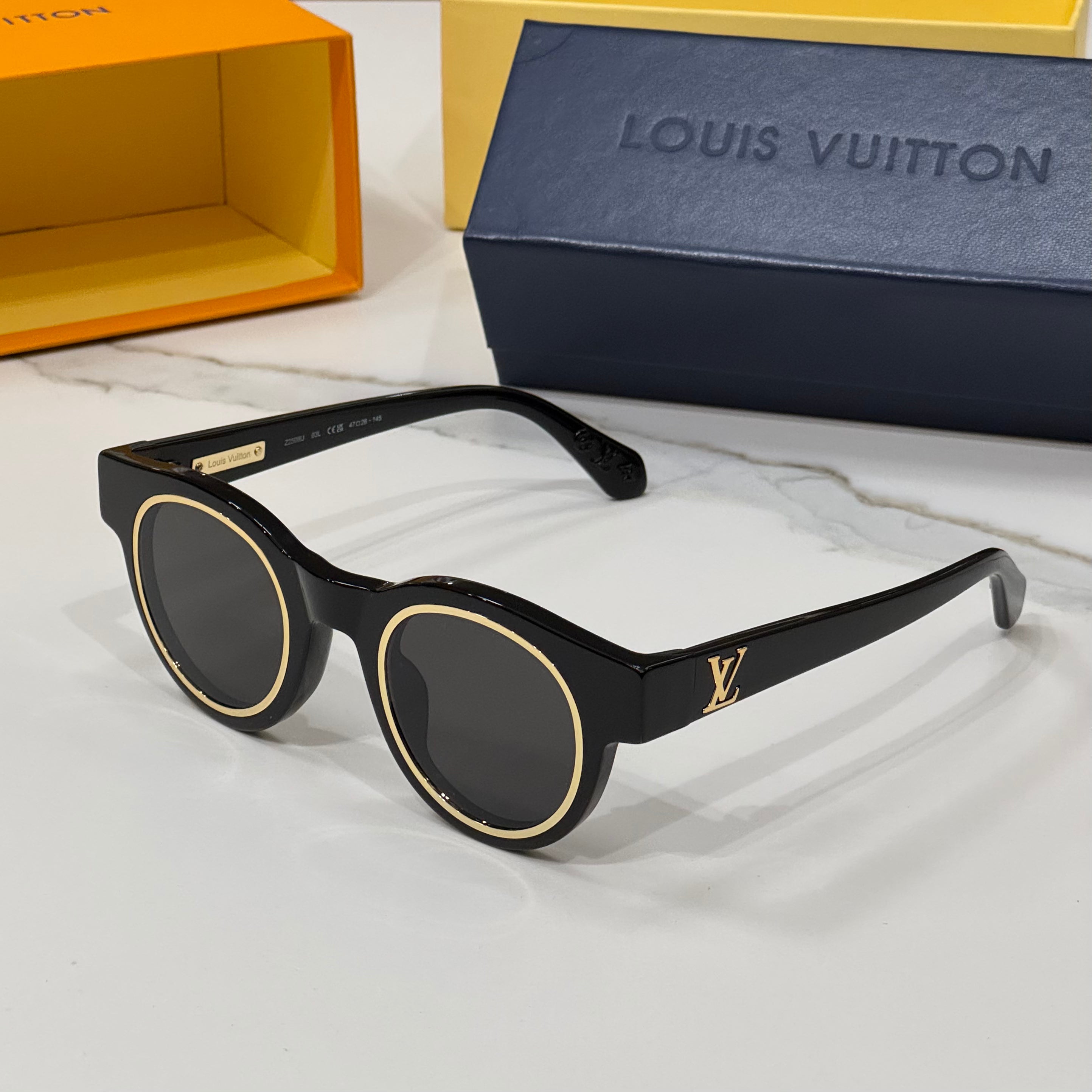 модел Aurum Eyewear