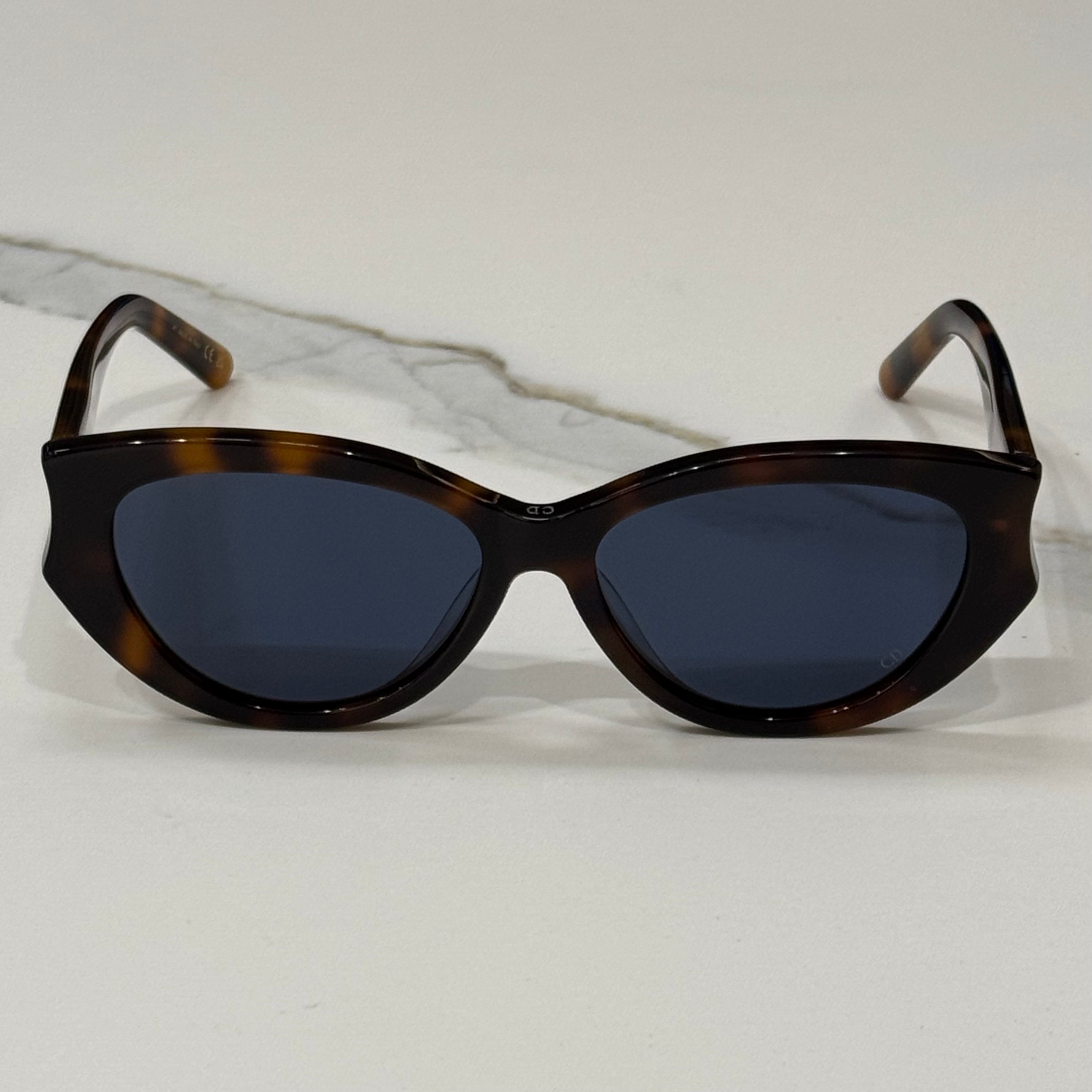 модел Veloura Leopard