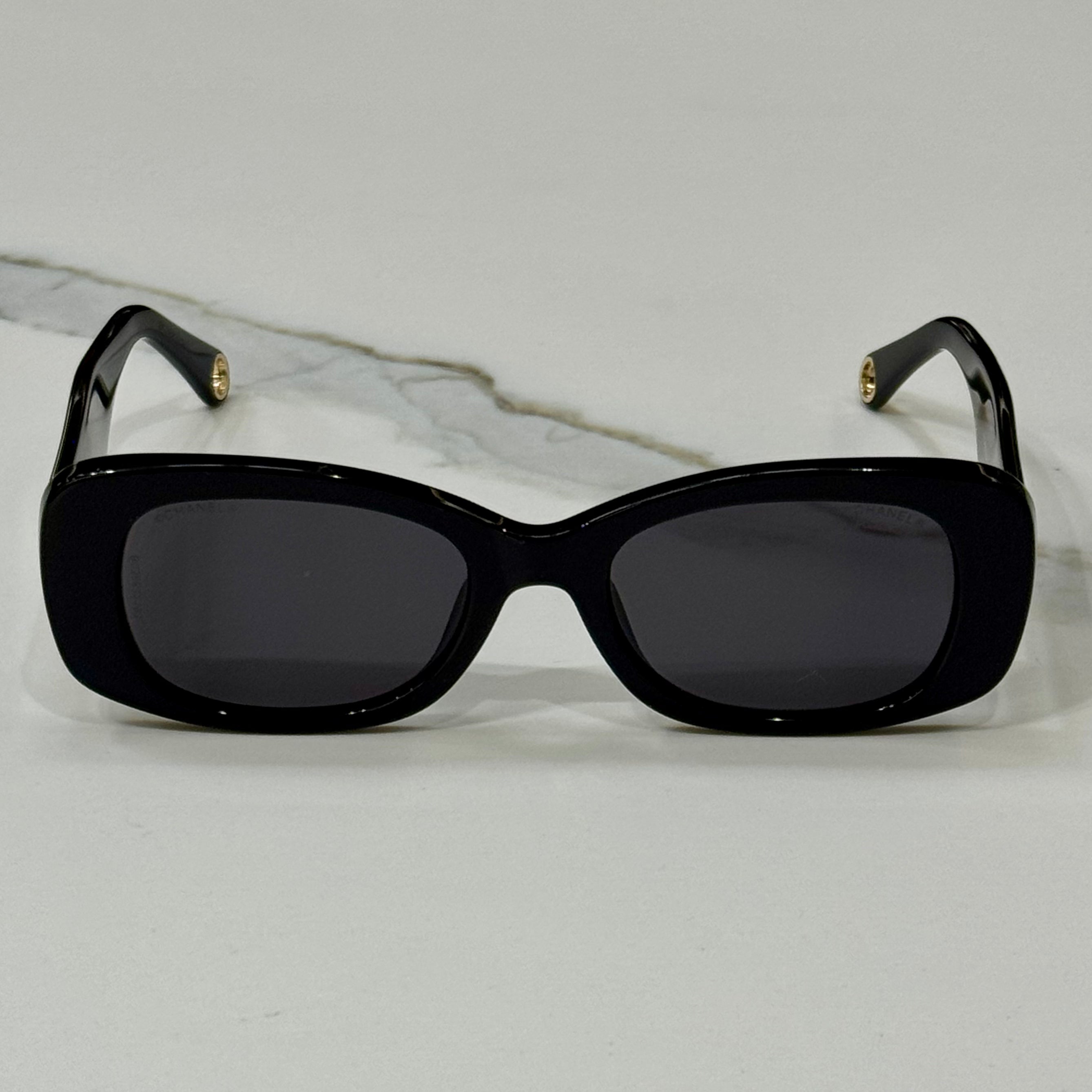 модел Breezeye Black