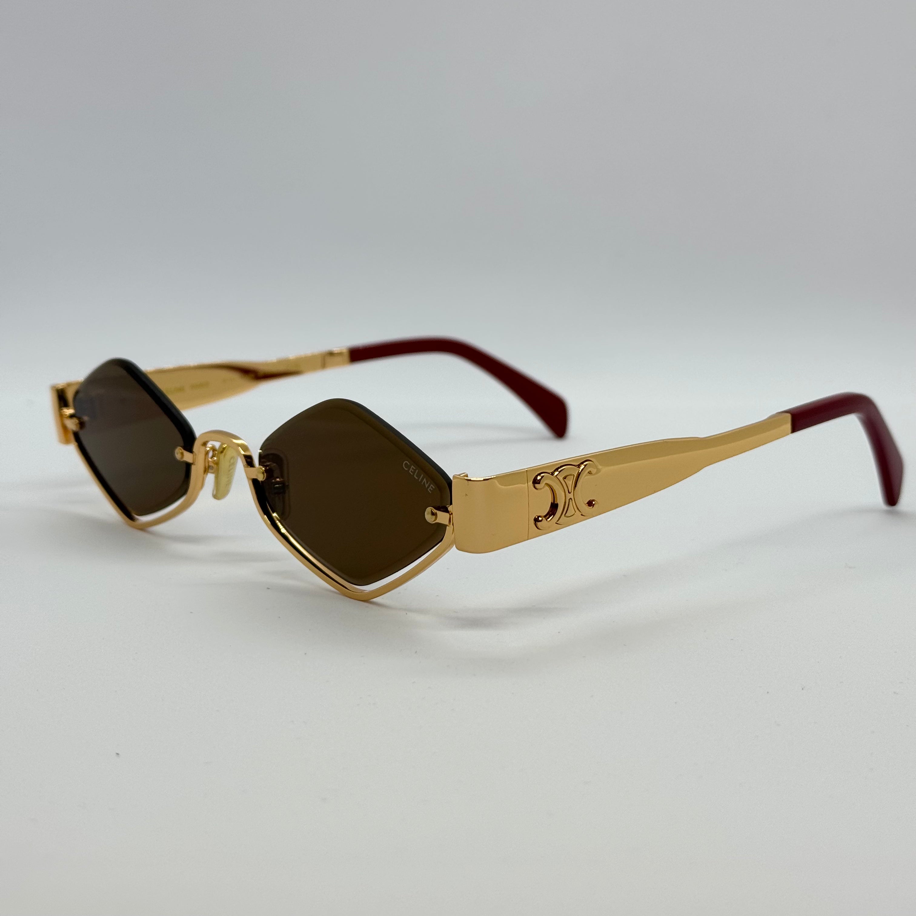 модел Icon Cut Brown